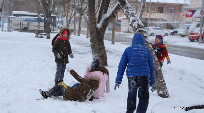 Meteoroloji ve AKOM'dan kar yağışı uyarısı