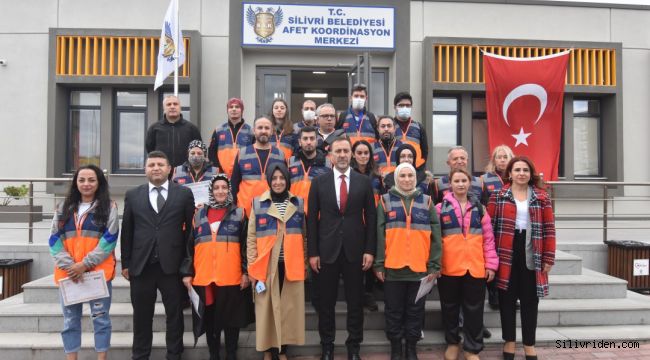 AFAD gönüllüleri belgelerini aldı