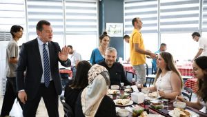 Balcıoğlu, belediye personeli ile öğle yemeğinde buluştu