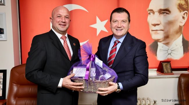 Balcıoğlu, Silivri muhtarlarıyla bir araya geldi