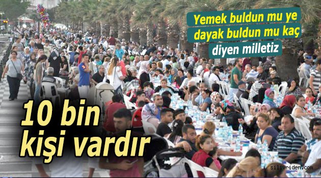 İBB'nin iftarına binlerce kişi katıldı