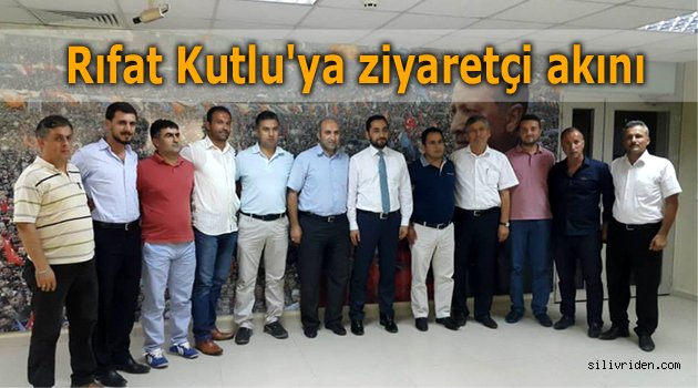 Rıfat Kutlu ziyaretçilerini kabul ediyor